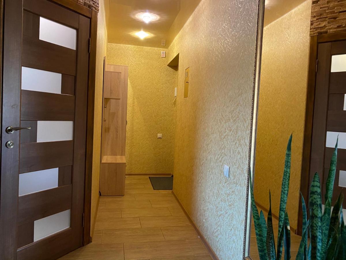 New Apartments With Panoramic Views On Avenue Nauky Charkiv Esterno foto