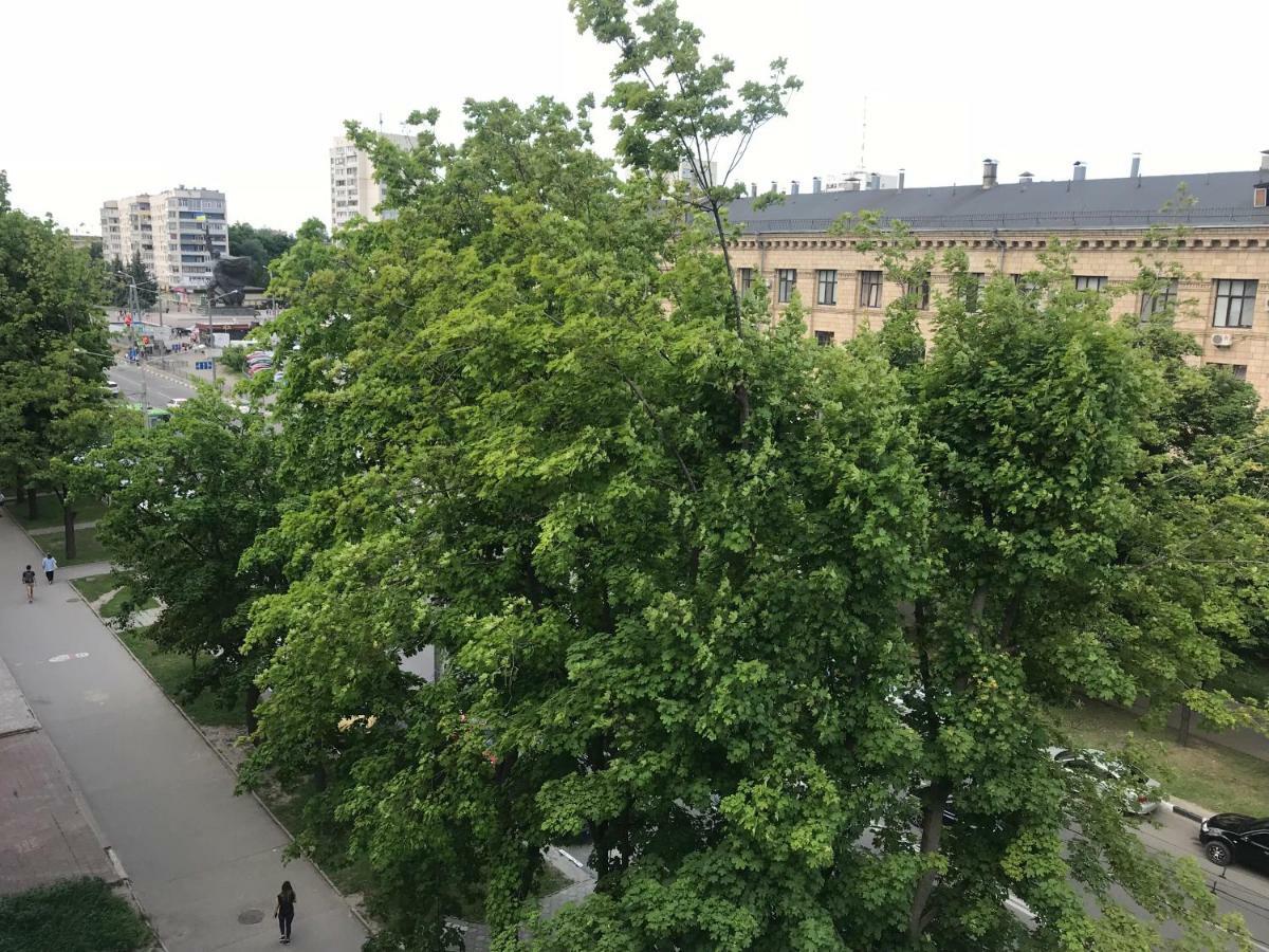 New Apartments With Panoramic Views On Avenue Nauky Charkiv Esterno foto