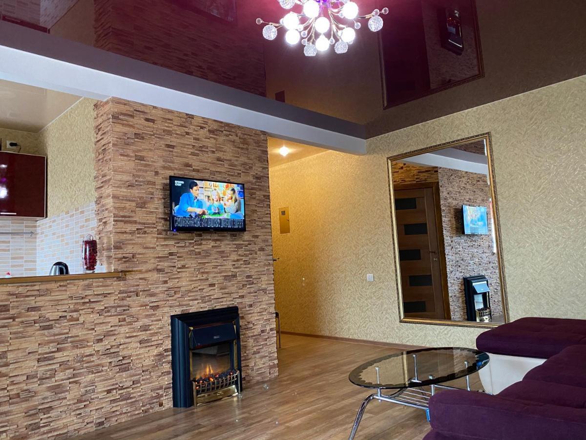 New Apartments With Panoramic Views On Avenue Nauky Charkiv Esterno foto